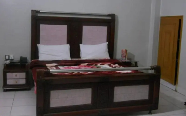 Sunrise Guest House Multan
