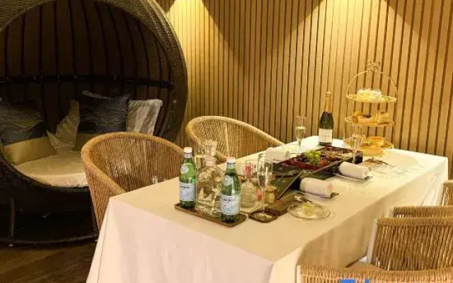 Tsuruyoshikawa Onsen Hotel