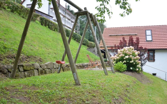 Quaint Farmhouse in Langenbach near Lake