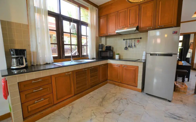 Amintra 4 Villa for rent Koh Lanta