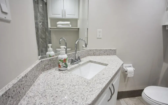 Toronto Rooms and Suites