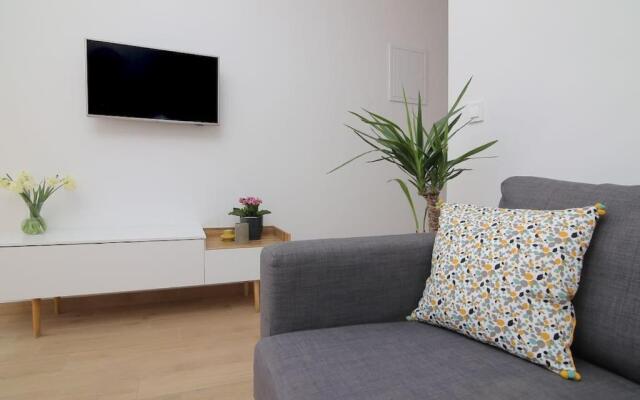 Studio Apartman Karlita