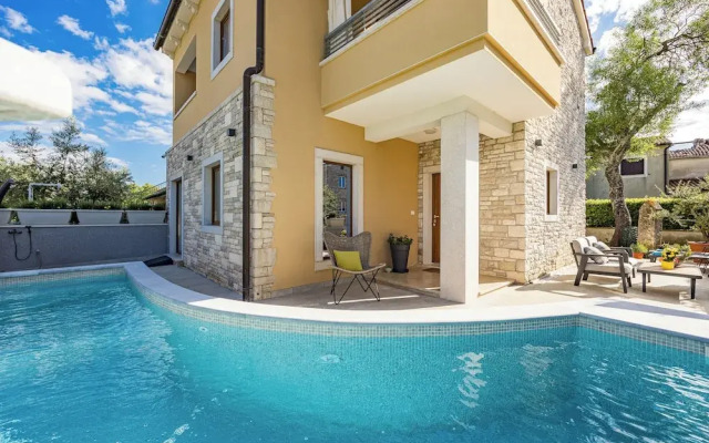 Casa Dika Pool & Lounge