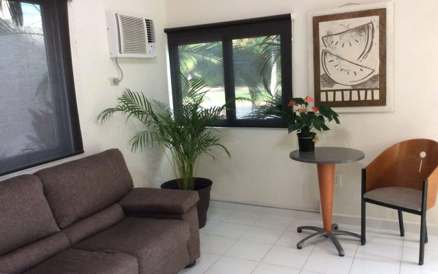 Suites Villa Italia