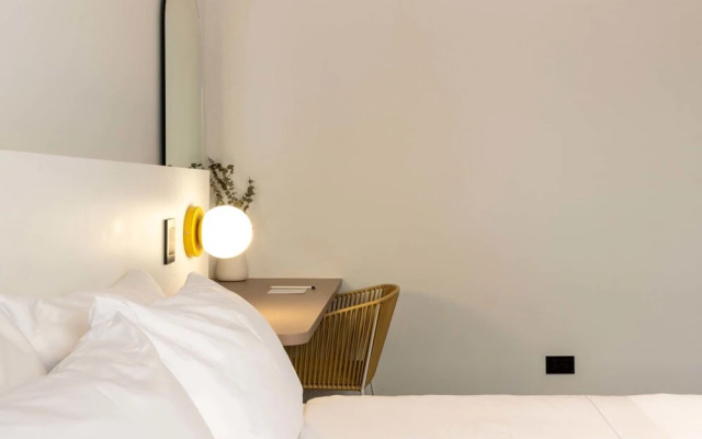 w Impressive 3BR With Balcony in Laureles