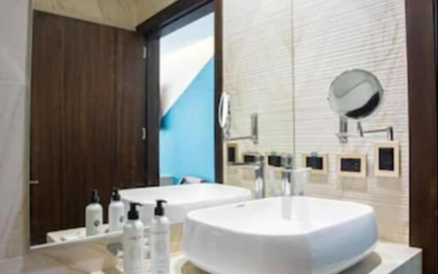 Hotel Puerto Pacífico Guayaquil Airport