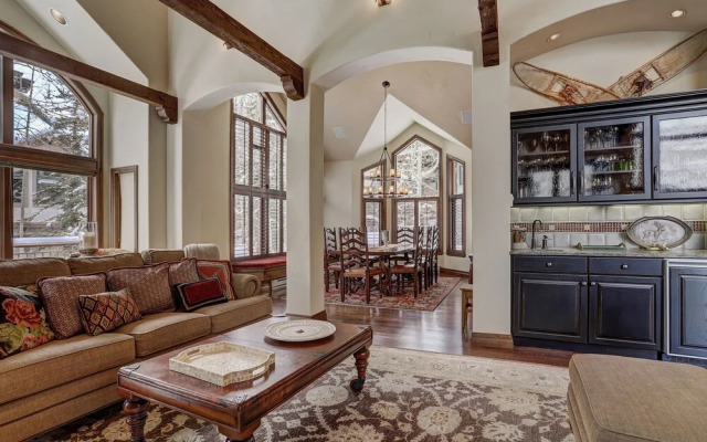 Pines 7 Larkspur - 6 Br Townhouse