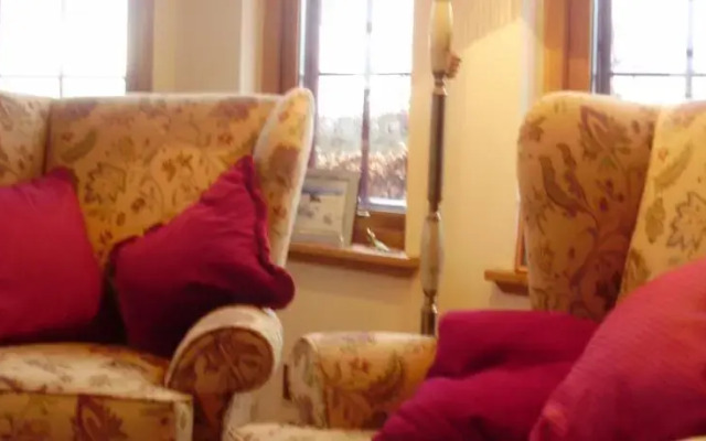 Falls of Holm Bed & Breakfast