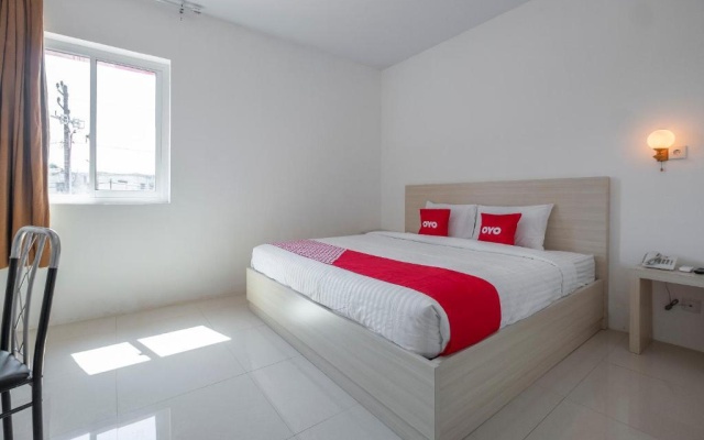 OYO 1633 Hotel Darma Nusantara 3 – Guest Rooms – Makassar
