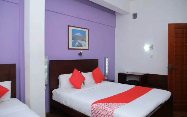 OYO 256 Subash Hotel