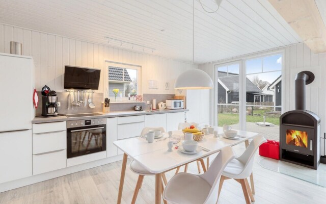 Amazing Home in Zerpenschleuse With Wifi and 2 Bedrooms