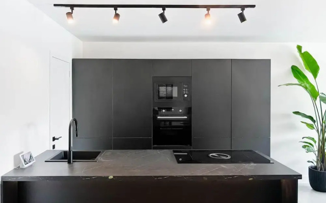 Charming Authentic Home With Garden