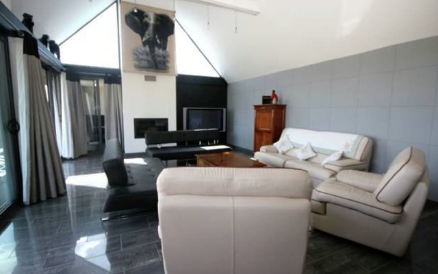 Elite Holiday Home with Private Pool in Plouhinec France