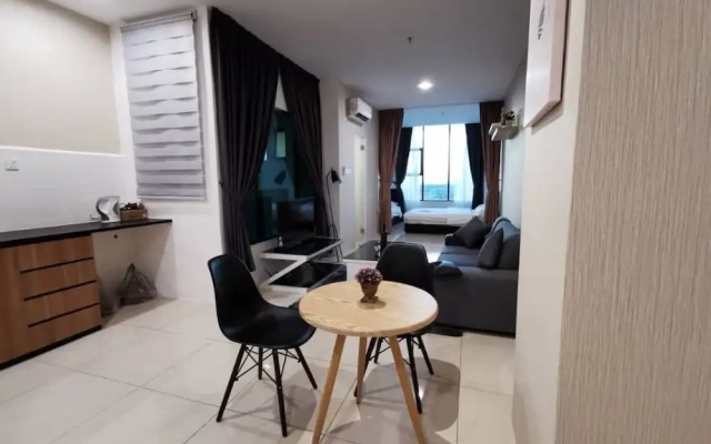 Manhattan Suite ITCC Penampang