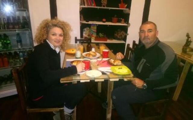 Old House backpackers B & B