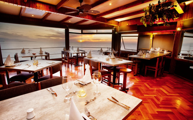 Hotel Oceanic