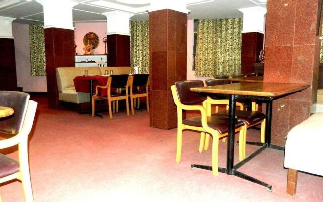 Hotel Yamini