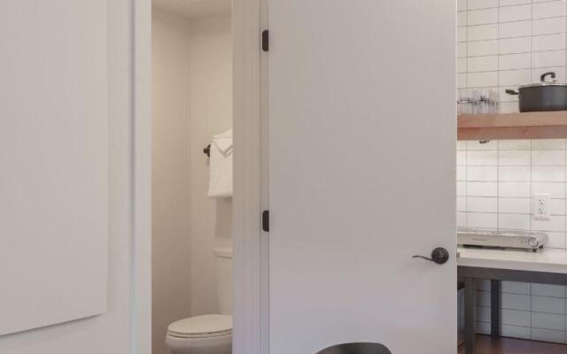 Best Friends Roadhouse and Mercantile