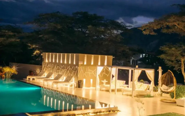 Tunas & Cabras Hotel