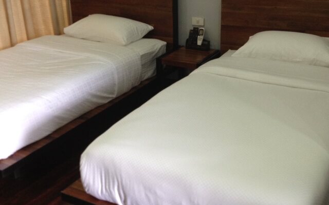 Hush Hub Hotel