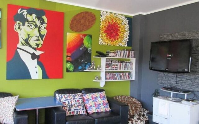 Crash Palace Backpackers