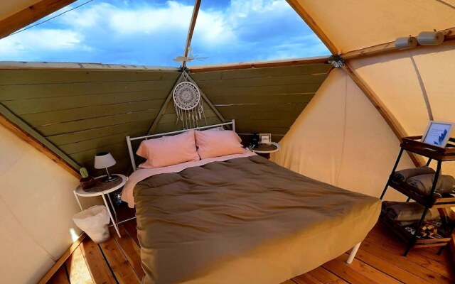 Raptor Ranch Glamping