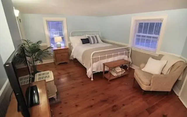 The Laurentide Inn