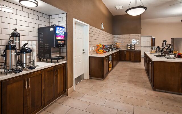 Best Western Plus Executive Inn & Suites