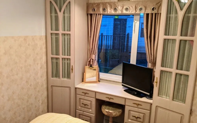 Spacious 2-bed Staticcaravan