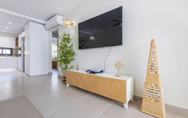 2BR Gardenia Retreat - Picuzzi & Pool
