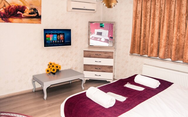 Taksim Square Suite