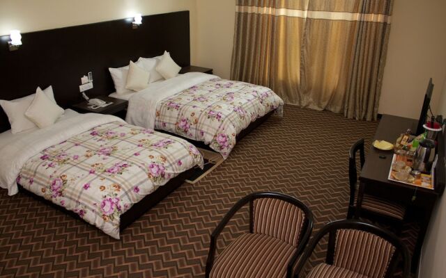 Hotel Royal Century