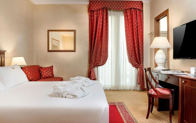 Hotel De Londres