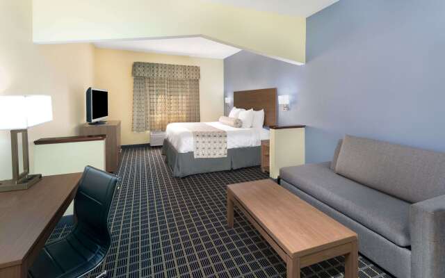 Days Inn & Suites by Wyndham Union City
