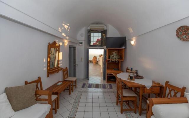 Folia Bianca Apartments