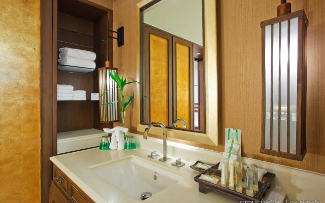 Holiday Inn Resort Phuket by IHG