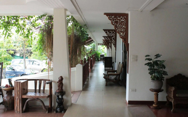 Flora House