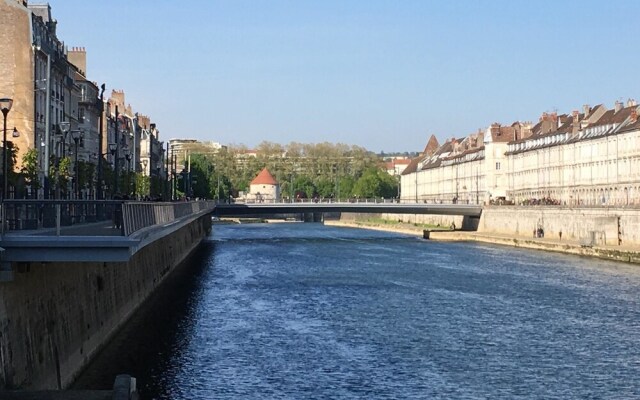 Apartment With one Bedroom in Besançon, With Wifi