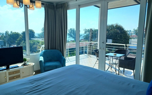 Koh Larn Riviera