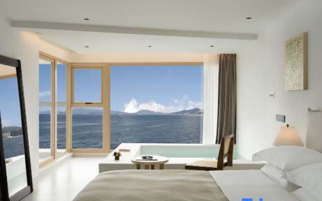 Secret Field · Shenzhen Kamakura Maze Reef Sea View Hotel