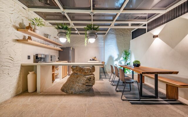 Provenza Luxury Residence by HOUSY HOST