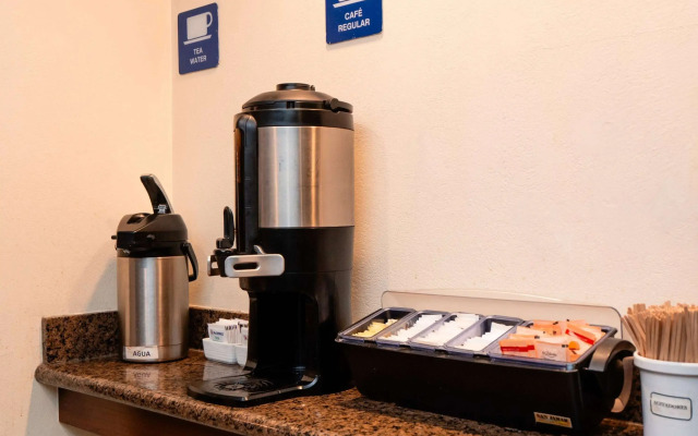 Microtel Inn by Wyndham Ciudad Juarez/By US Consulate