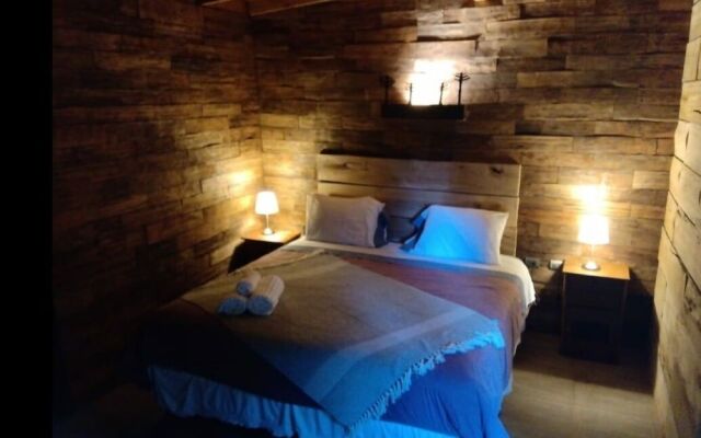 Hostal & Loft El Laurel