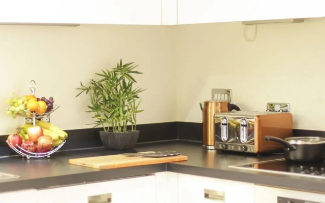 First Stay Apartments - The Postbox Suite