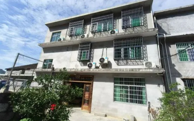 Yihui Homestay (Border Town Tea Cave Scenic Area Branch)