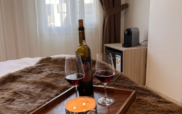 B.equine Range Hotel