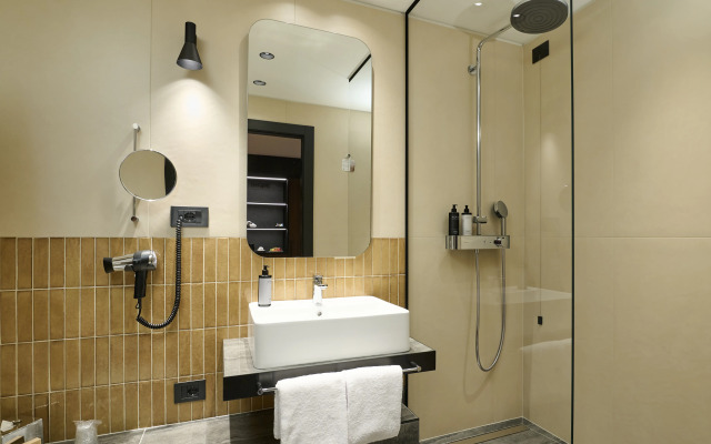 Best Western Hotel Biri