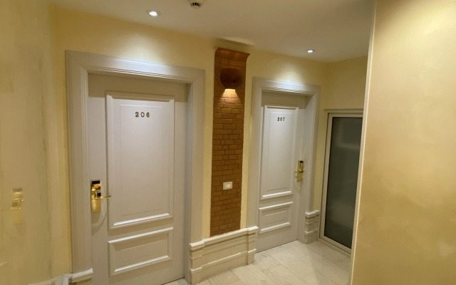 The Red Bricks Hotel