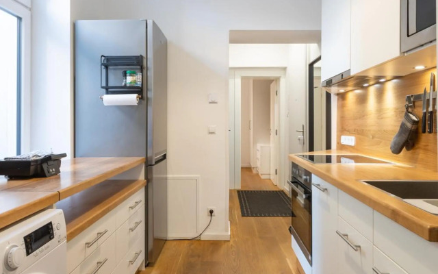 Cozy Apartment With Private Garden