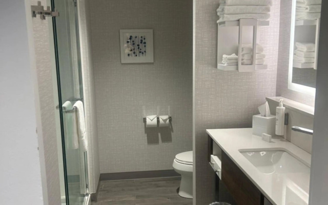 Hampton Inn by Hilton Kingston